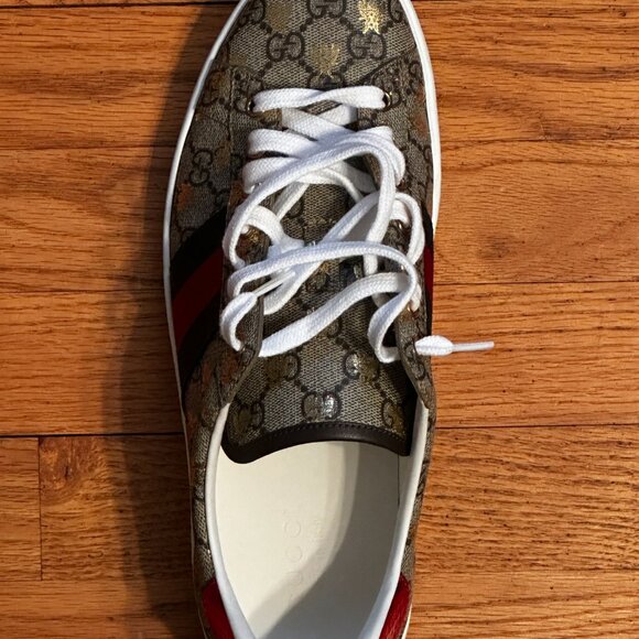 Gucci Supreme Sneakers with Bees - Picture 4 of 16
